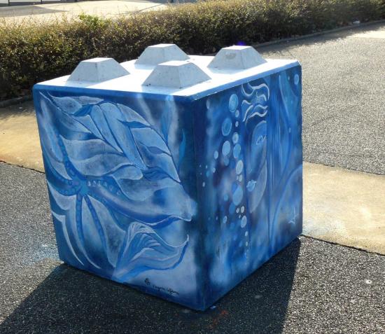 Cube destiné à la sécurité dans la ville de Caen